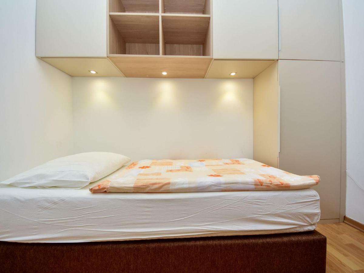 Apartment Anica-1 By Interhome Diklo Dış mekan fotoğraf